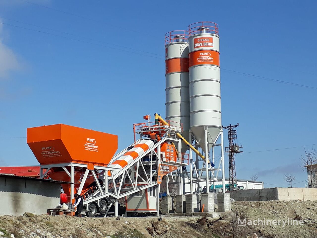 centrale à béton Plusmix 100 m³/hour Mobile Concrete Batching Plant - BETONYY ZAVOD - CEN neuve