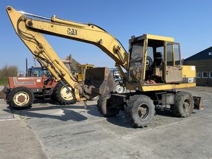 grue mobile CATERPILLAR 206