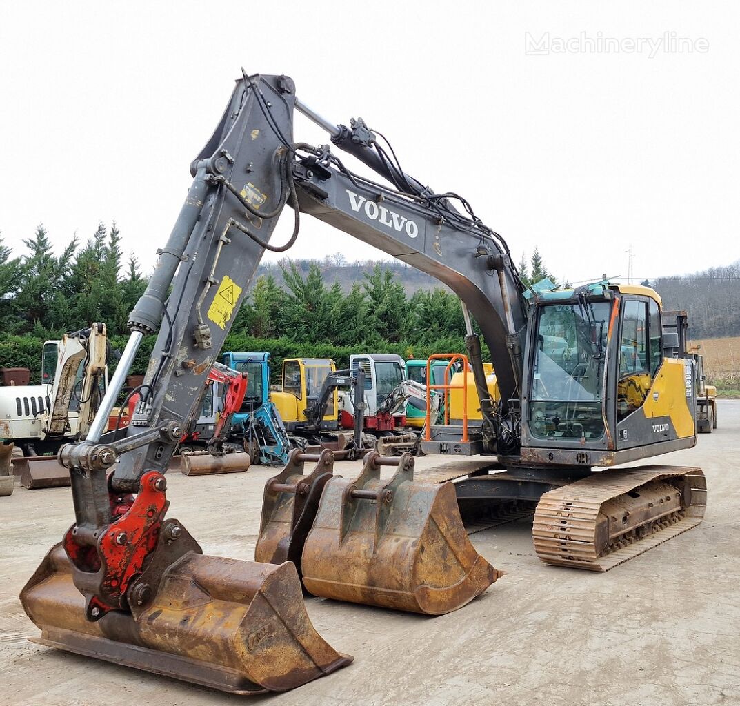 pelle sur chenilles Volvo EC 140 EL