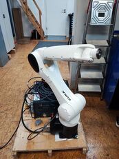 robot industriel KUKA KR10 R1100 sixx KRC4